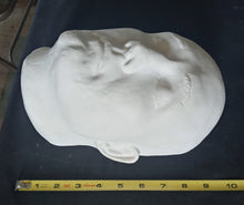 Laden Sie das Bild in den Galerie-Viewer, (RESIN) George Reeves life cast replica Life mask