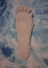 Load image into Gallery viewer, 1967 Bigfoot Titmus/Gimlin cast 10/29/1967