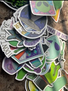 Alien Stickers 3 for $2 (Free shipping)