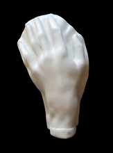 Cargar imagen en el visor de la galería, Chopin Left Hand cast (Plaster) life mask / life cast Death cast Death mask reproduction