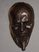 Laden Sie das Bild in den Galerie-Viewer, Gene Simmons Kiss Life Mask Cast (Resin)