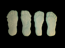 Cargar imagen en el visor de la galería, 1982 Grays Harbor Heryford Bigfoot print cast "B"