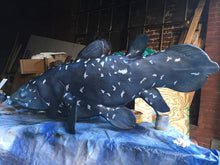 Laden Sie das Bild in den Galerie-Viewer, Coelacanth cast life cast replica Latimeria