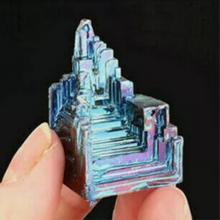 Charger l&#39;image dans la galerie, Natural Quartz Crystal Rainbow Titanium Cluster Mineral Specimen Healing Stone