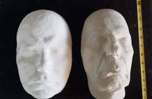 Cargar imagen en el visor de la galería, William Shatner Star Trek Captain Kirk Cast Mask Life cast Life mask