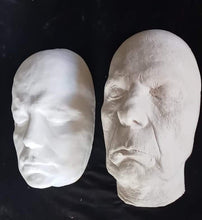 Cargar imagen en el visor de la galería, William Shatner Star Trek Captain Kirk Cast Mask Life cast Life mask