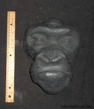 Cargar imagen en el visor de la galería, Gorilla life cast #1 Gorilla death cast  life mask