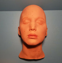 Cargar imagen en el visor de la galería, Lawrence, Jennifer Lawrence Life Cast Life Mask Death mask life cast