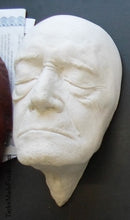 Cargar imagen en el visor de la galería, Carradine, John Carradine life mask (life cast)