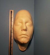 Cargar imagen en el visor de la galería, Johnny Depp Life Cast #2 Bearded LifeMask Death mask life cast