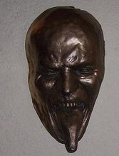 Charger l&#39;image dans la galerie, Gene Simmons Kiss Life Mask Cast (Plaster)