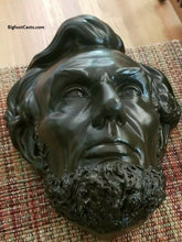 Laden Sie das Bild in den Galerie-Viewer, Abraham Lincoln Volk Sculpture cast 1865 (?) Life mask modified