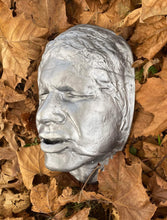 Charger l&#39;image dans la galerie, Han Solo / Harrison Ford as Han Solo life mask (life cast) Star Wars Empire Strikes Back