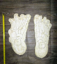 Load image into Gallery viewer, 1969 Bigfoot &quot;Cripple Foot&quot; cast B