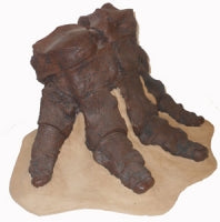 Laden Sie das Bild in den Galerie-Viewer, Mastodon foot cast replica Pleistocene. Ice Age