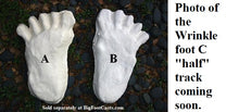 Charger l&#39;image dans la galerie, 1984 Paul Freeman&#39;s &quot;Wrinkle Foot&quot; cast  &quot;C&quot; half track Bigfoot Sasquatch footprint track cast replicas